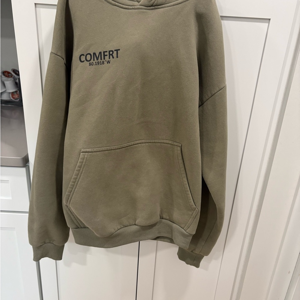 Comfrt Olive Green Men's sweatsuit: sweatshirt + sweatpants